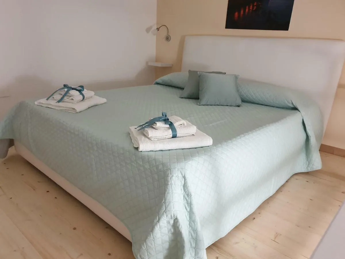 La Petite Maison Apartment Syracuse