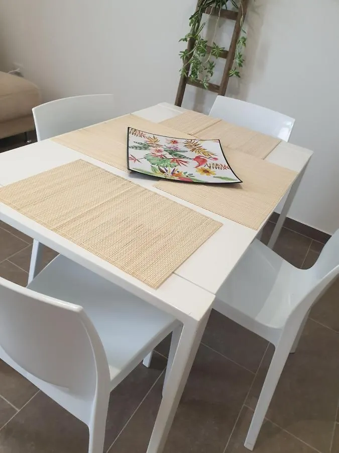La Petite Maison Apartment Syracuse